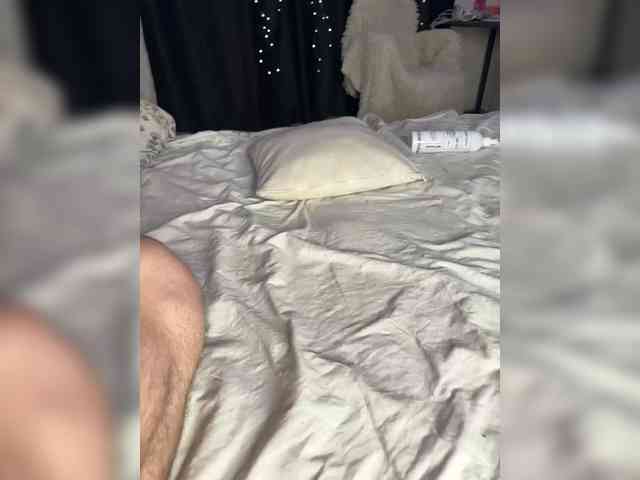 millemimi's chat room