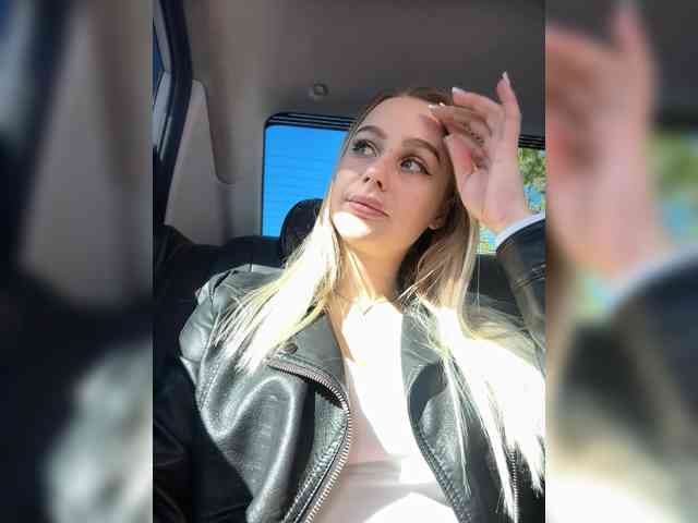 _Katrinka_'s chat room