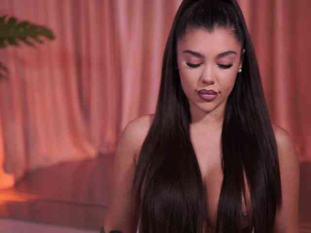 NatyDesiree's chat room