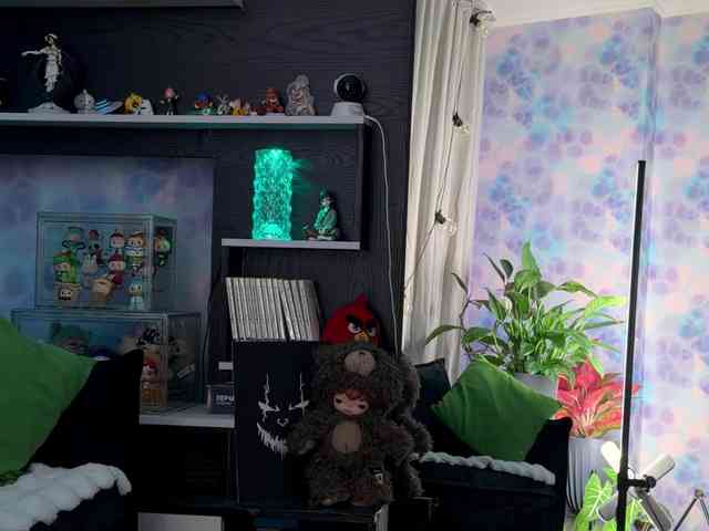 Kira_Li_Lime's chat room