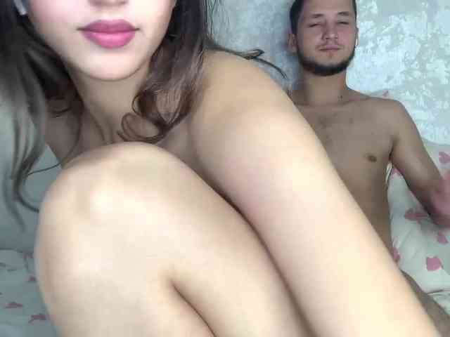 MoonBabyCouple's chat room