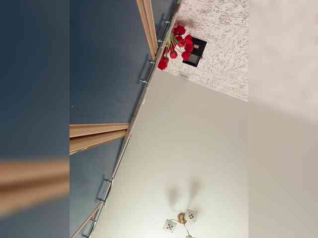 LittleDilara's chat room