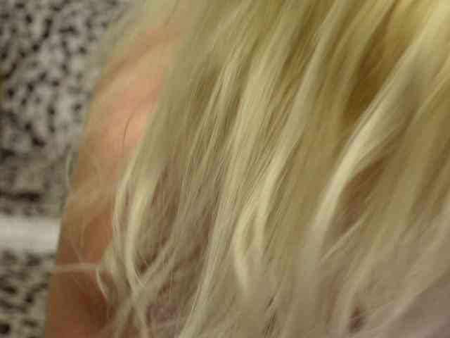 CarmellaAngel's chat room