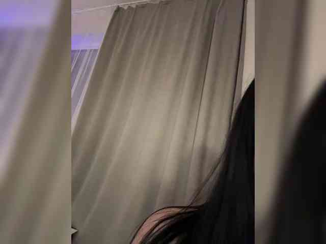 Businka13's chat room