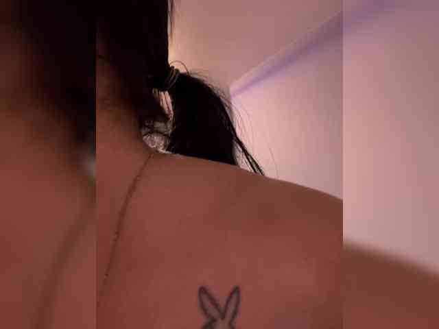 _Anasteisha_'s chat room