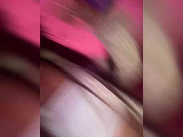 VIP17CoupleDream's chat room