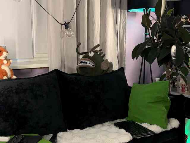 Kira_Li_Lime's chat room