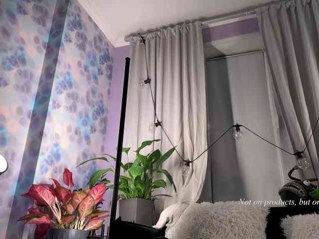 Kira_Li_Lime's chat room