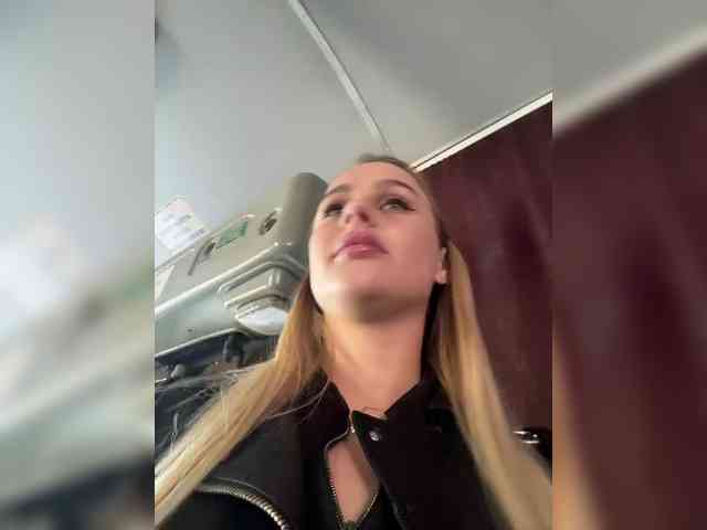 _Katrinka_'s chat room