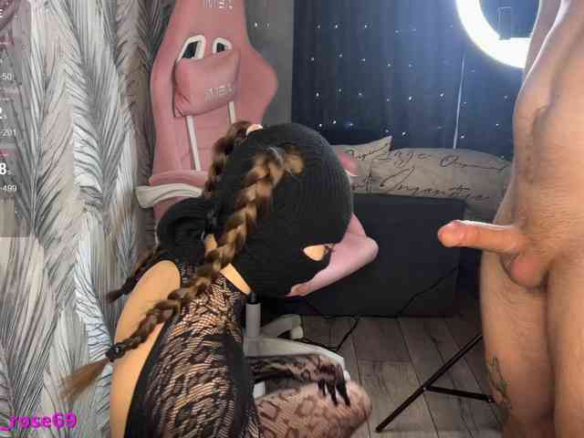 LallyRose's chat room