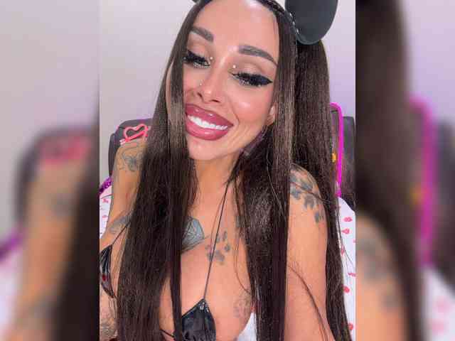 Cristalkate's chat room