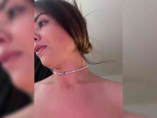 Anna_Night's chat room