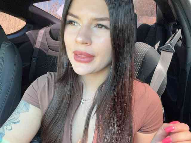 -MaybeBaby-'s chat room