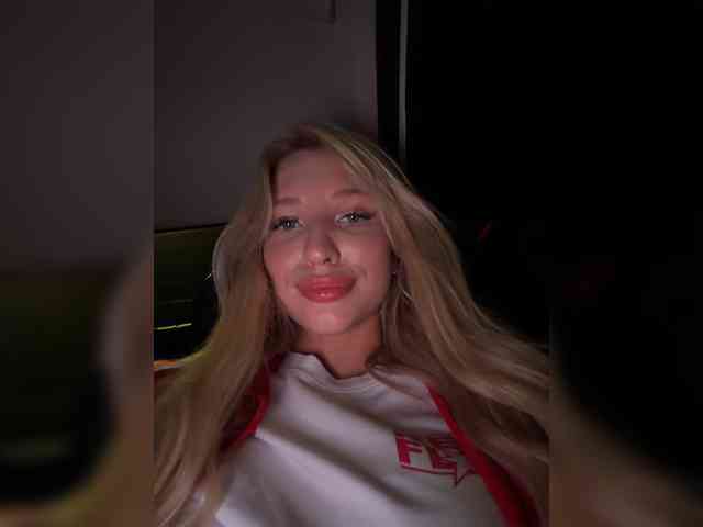 Cristi-Candy's chat room
