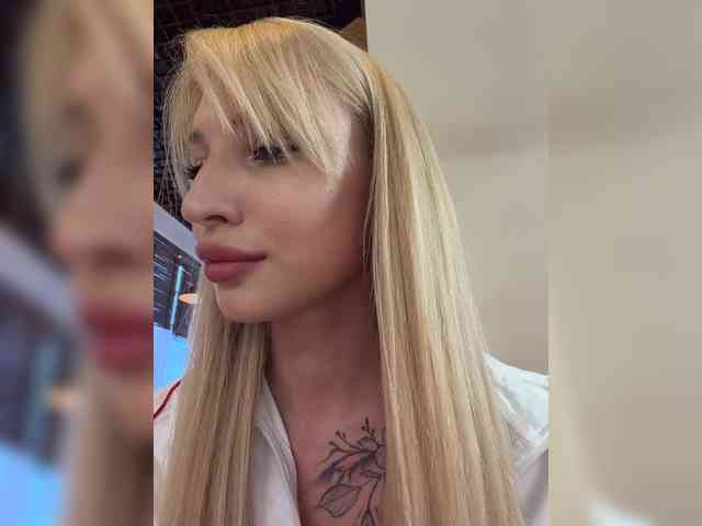 Cristi-Candy's chat room