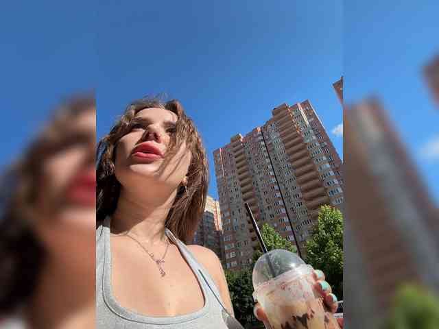 _Katrinka_'s chat room