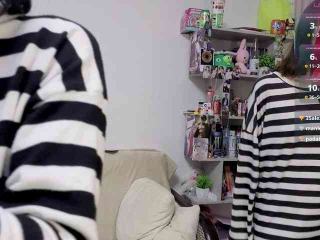 KateMooss's chat room