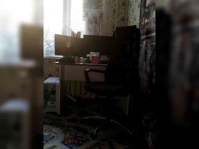 Nadina-1's chat room