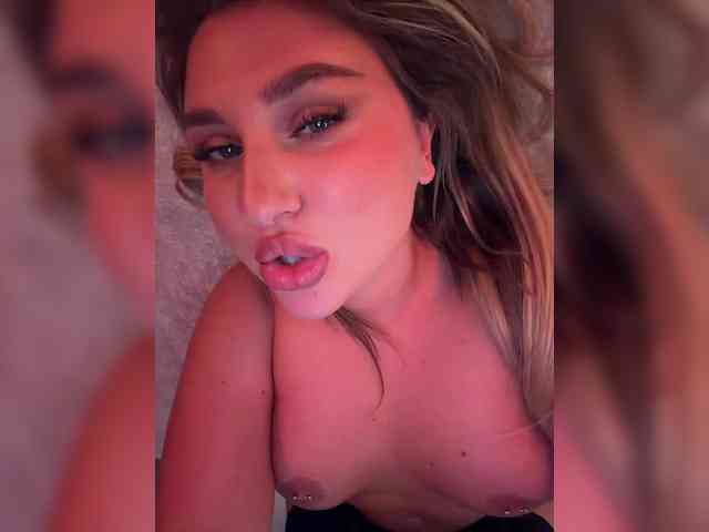 Stiflers_mom's chat room