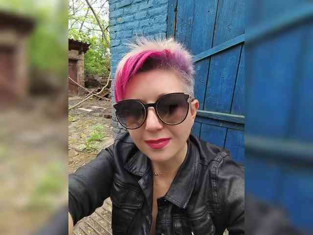 ___---___'s chat room