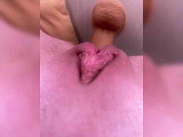 -x777x-'s chat room