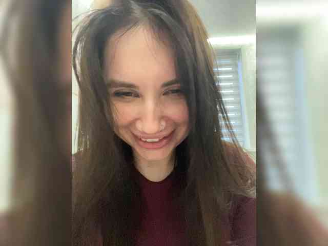-LeiaProseccina-'s chat room