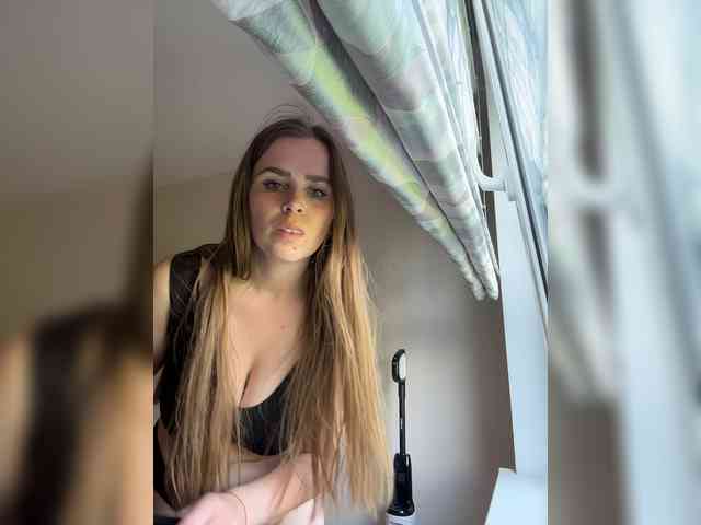 LolaSexxx's chat room