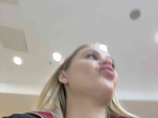 _Katrinka_'s chat room