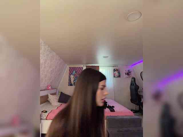 -MaybeBaby-'s chat room