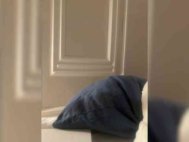 Ekaterina2221's chat room