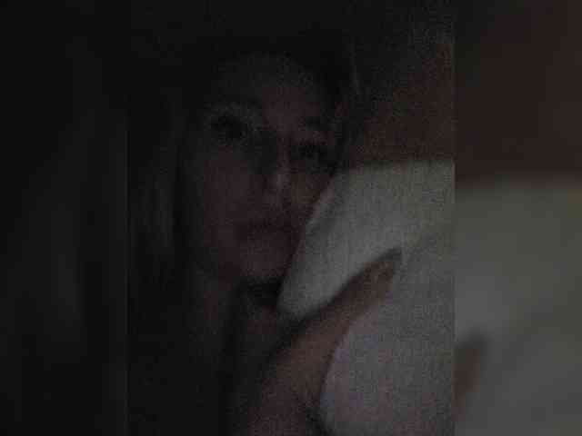 ARotikA1's chat room