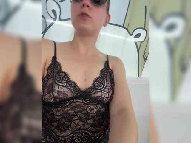 lolave's chat room