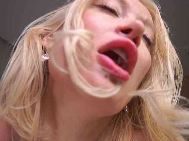 Sonya-reallsugar's chat room
