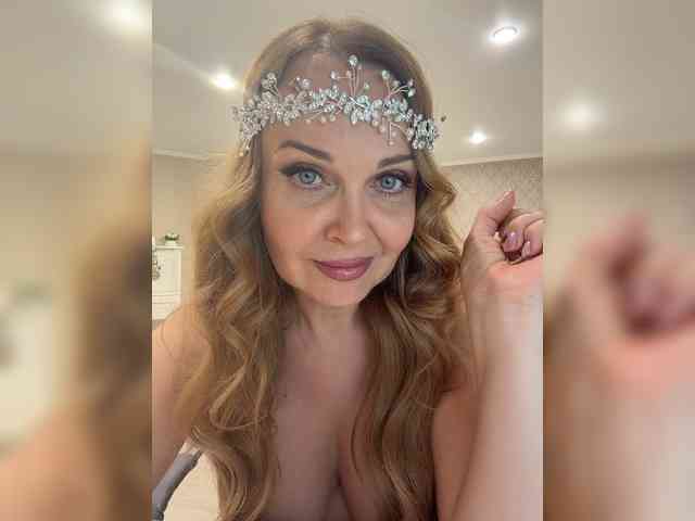 Milf_Zabava's chat room