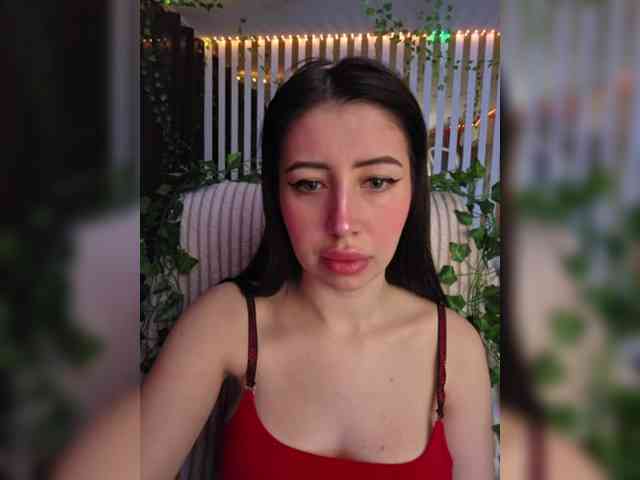 -Violetttttka-'s chat room
