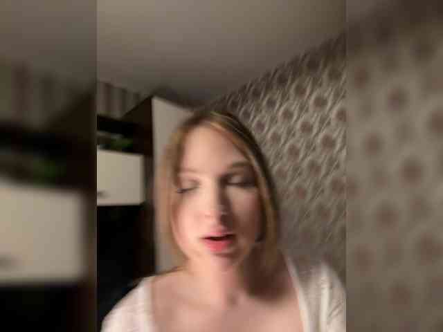 Arinkaaaa's chat room