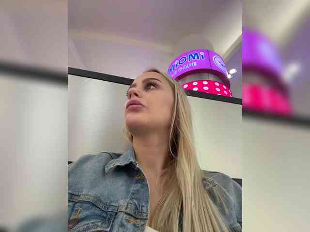 _Katrinka_'s chat room