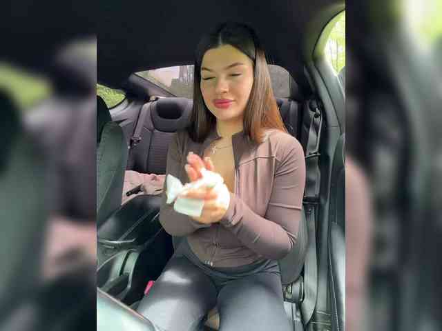-MaybeBaby-'s chat room