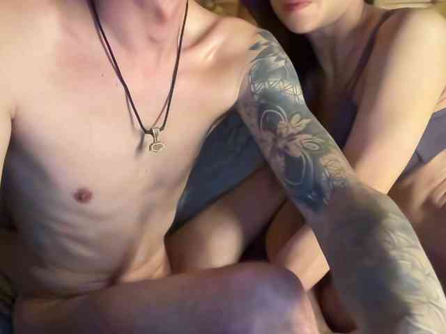 AliceAndAlex's chat room