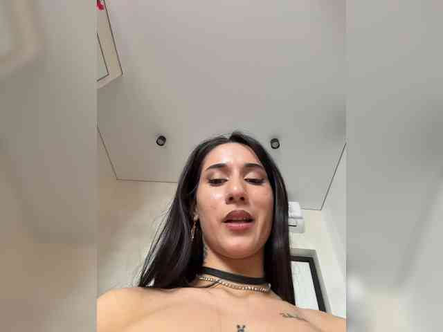 Adel9's chat room