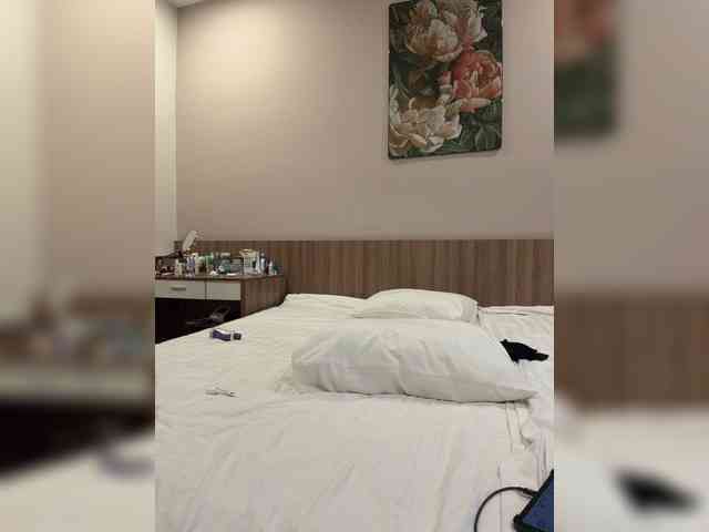 LilitMuse's chat room