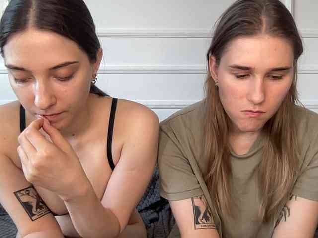 yoursweettreats's chat room