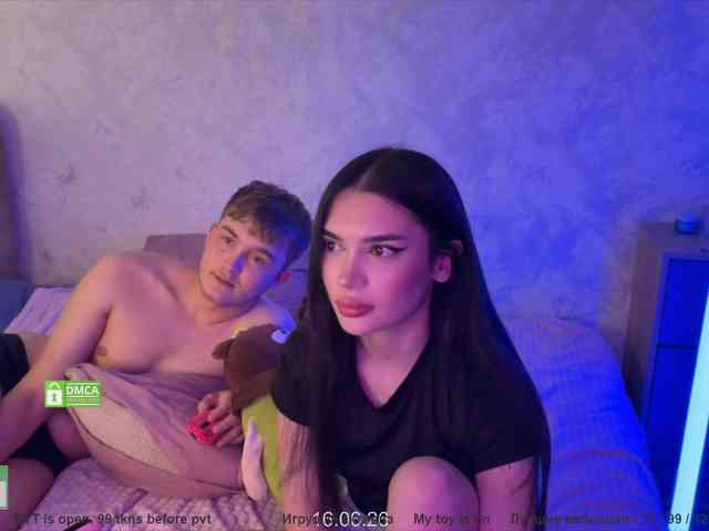 CoupleOnFire's chat room