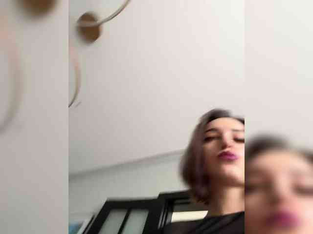 -SATIVA-'s chat room