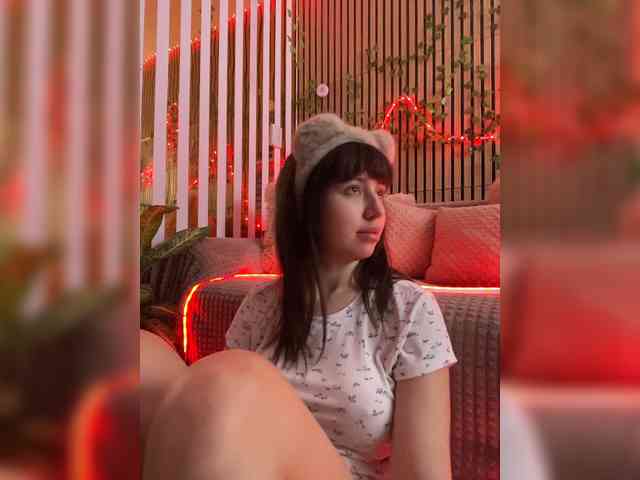 -Violetttttka-'s chat room