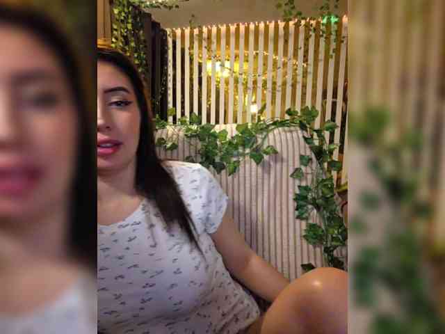 -Violetttttka-'s chat room