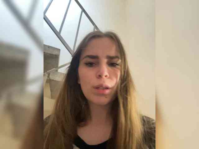 LolaSexxx's chat room