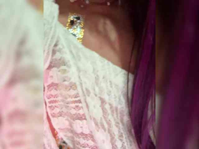 VIP17CoupleDream's chat room