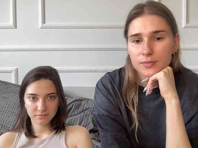 yoursweettreats's chat room