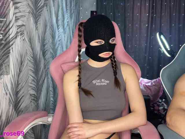 LallyRose's chat room